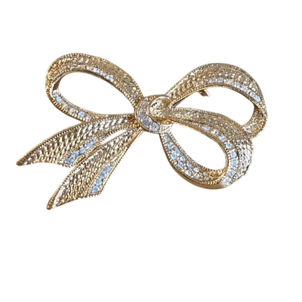 ROMAN Gold Tone & Rhinestone Bow Brooch EUC Vintage 60s